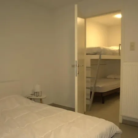 Cozy For 4 Steps From The Ostend